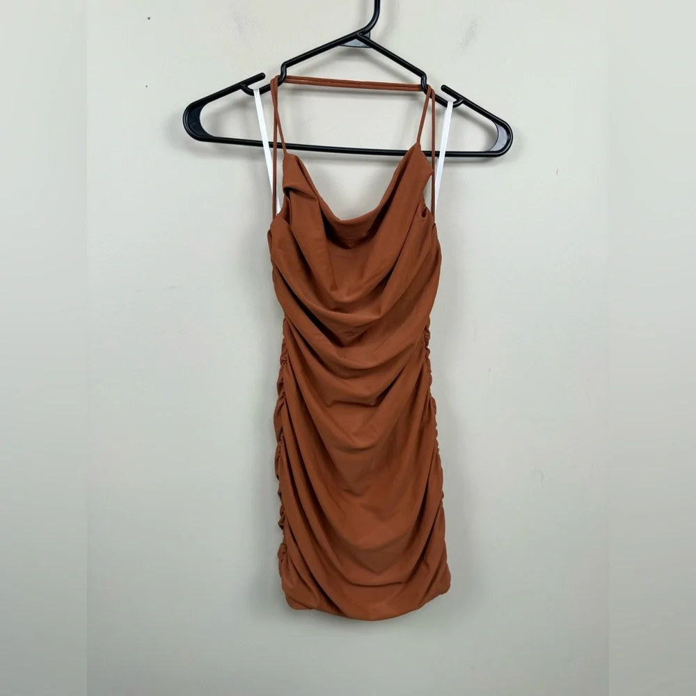 Elegant Rust Bodycon Dress - Picture 4 of 9